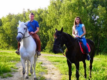 konnie-progulki-konnii-klub-v-zolotaya-podkova5