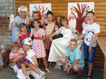 den-rojdenya-v-saratov-zolotaya-podkova