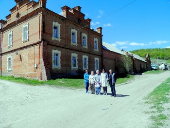 ekskursii_konnii_klub_saratov_deti_zolotaya_podkova